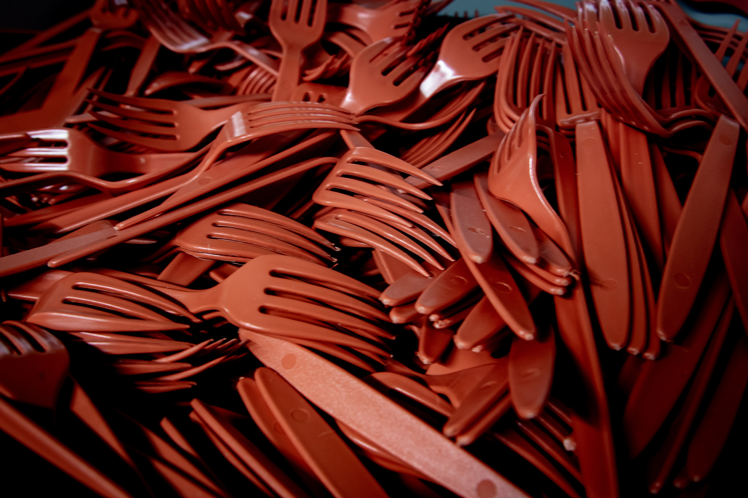 plastic-forks